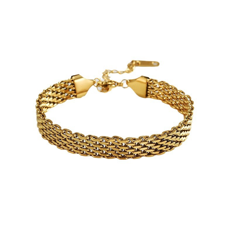 Gold chain bracelet with toggle clasp, flat interlocking link design
