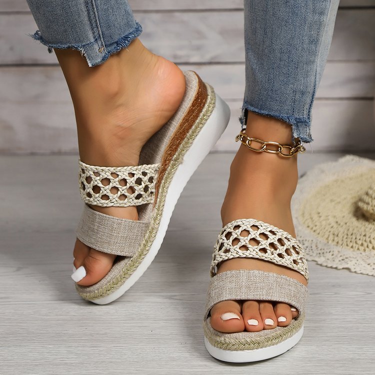 Plus size rope-bottom peep toe platform sandals, beige woven straps with gold chain detail