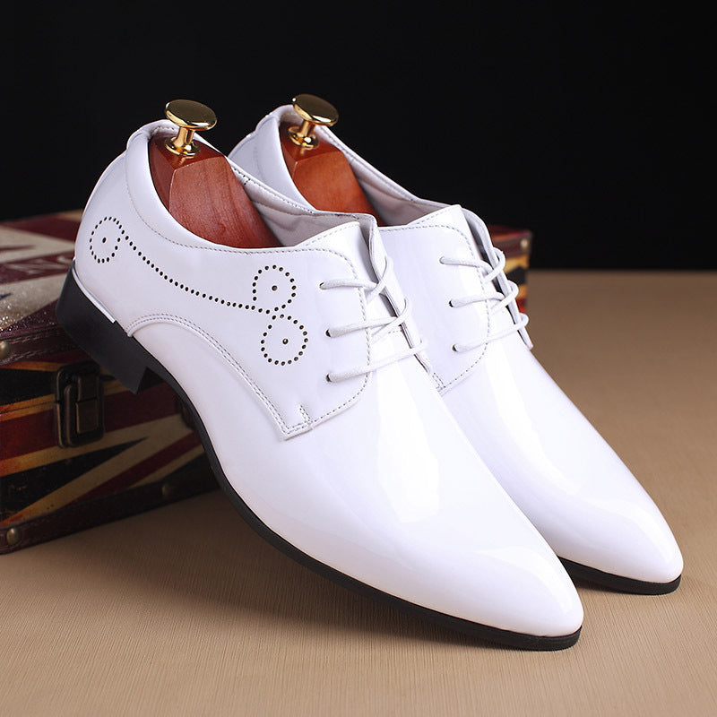 Men’s leather dress shoes in white, glossy finish, lace-up wingtip detailing